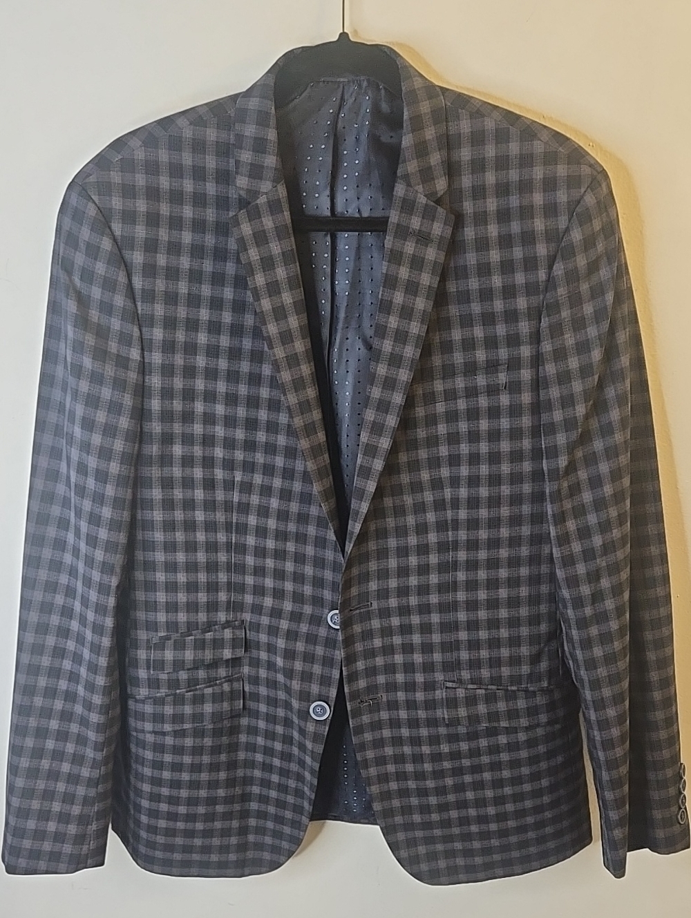 Calvin Klein Men's Black and Gray Plaid Sport Coat